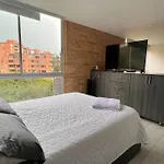 Lovely Private Apt in El Poblado w/ free parking